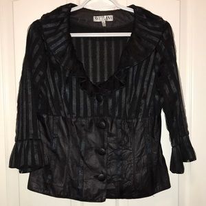 🧵 Black Ruffle Blazer